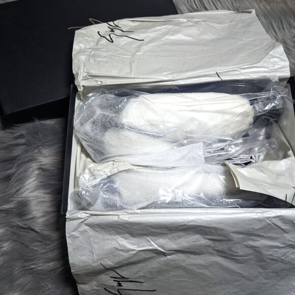 NIB Giuseppe Zanotti Rock 10 Sandals Size 40.5 - Picture 3 of 8